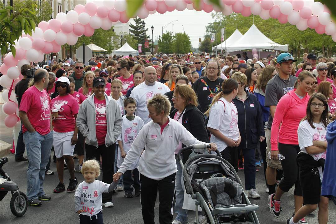 Walkers-participate-during-the-Northwest-Ohio