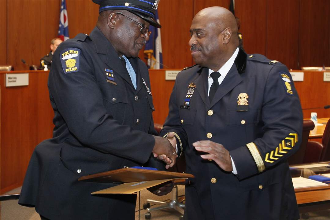 Officer-Melvin-Woods-Chief-Diggs