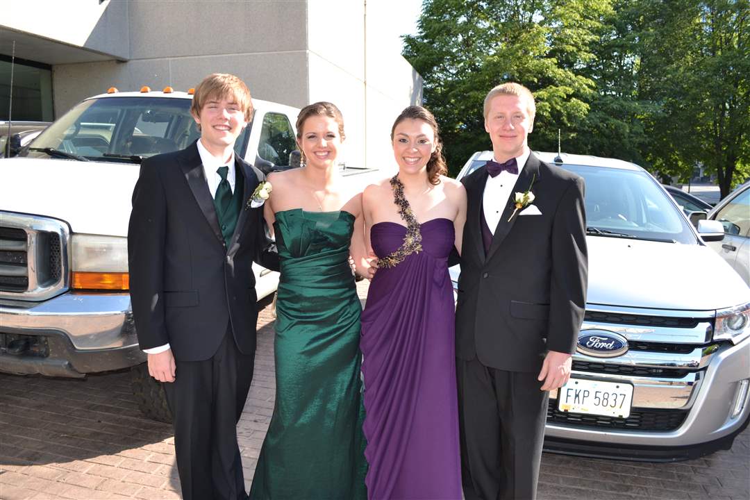 8445b2e9-a25b-423b-a8ce-a2a69aec9998