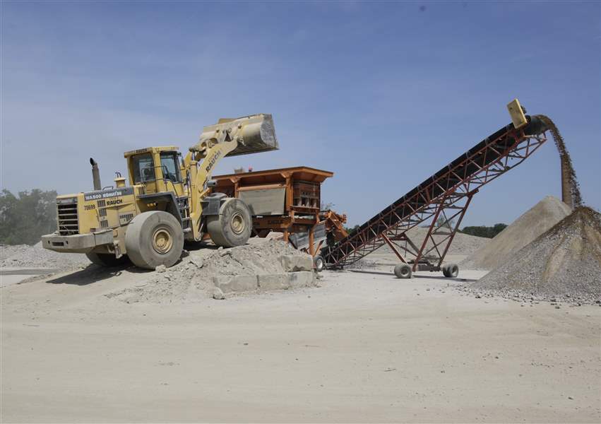 Ex-Jeep-site-awaits-auto-suppliers-2