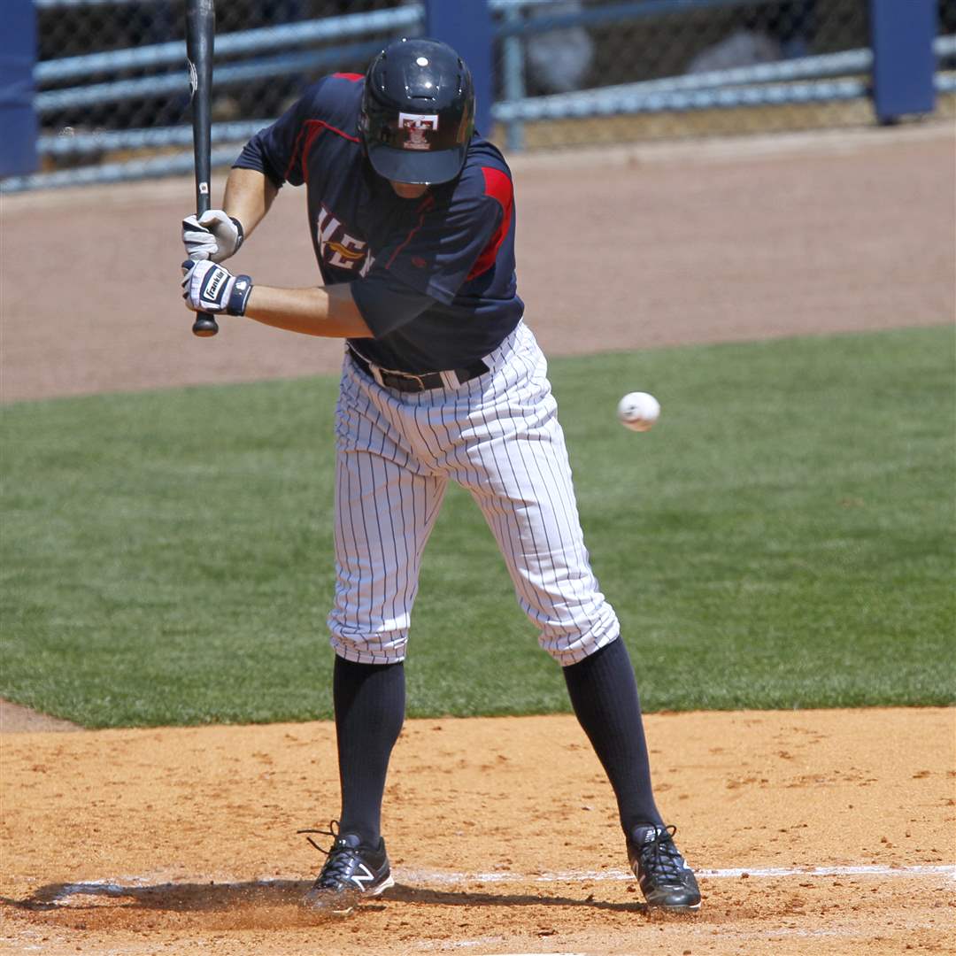 Justin-henry-hit-by-pitch-2