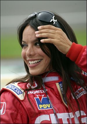 Milka Duno