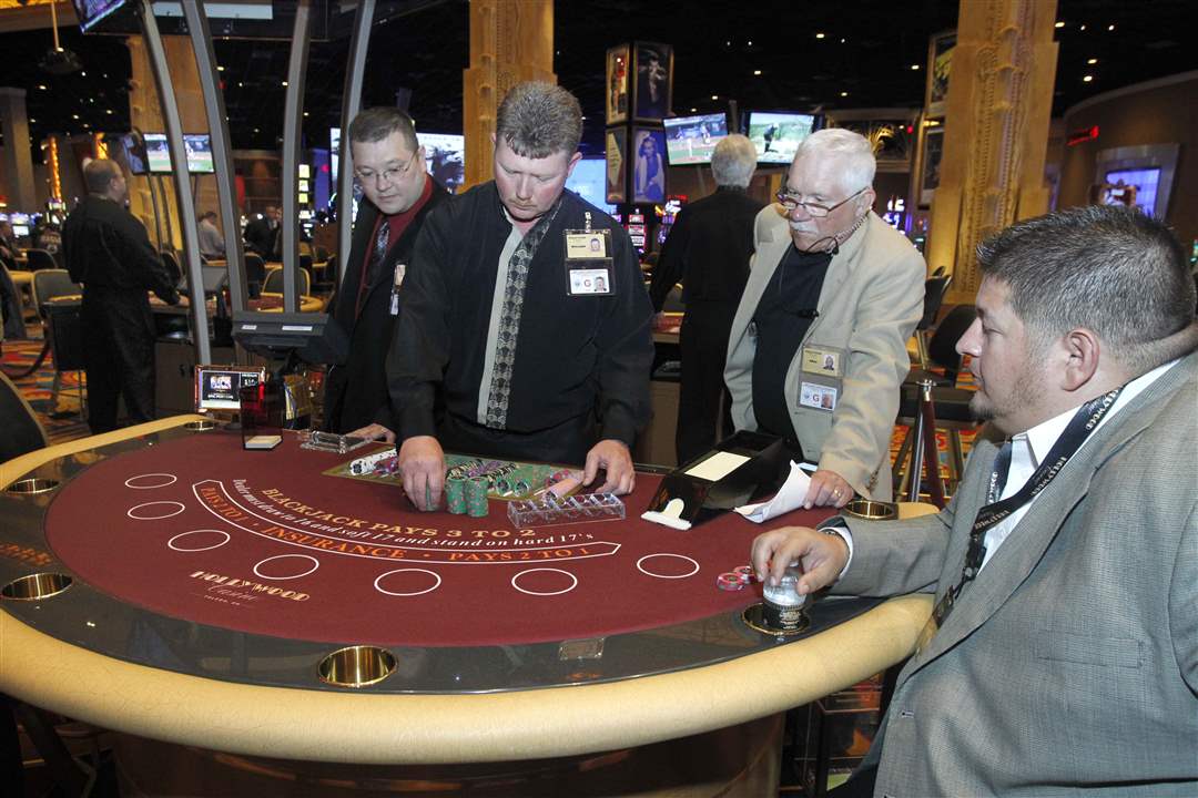 Casino-open-Cameron-Sell-Roach-black-jack