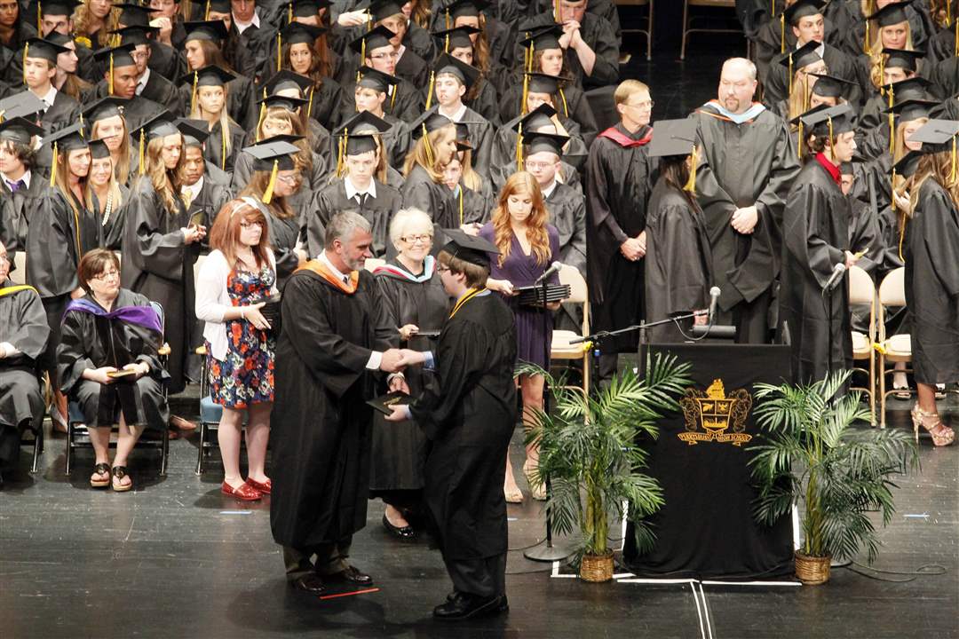 PHS-grad-Matthew-Oconor-diploma