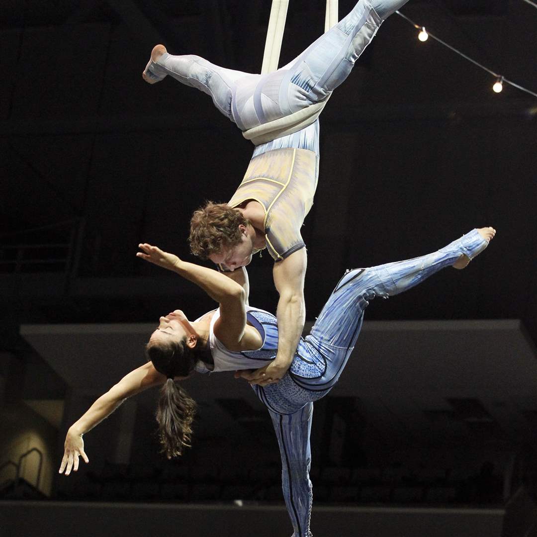 Cirque-Valim-Katona-suspend