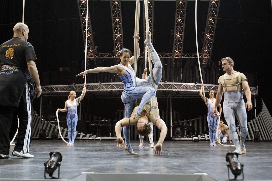 Cirque-Viktor-Manjos-team