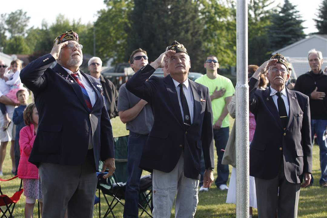 From-left-Walbridge-VFW-Post-9963-members-Scott-Goeckerman