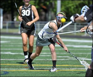 Megan Fenton paced the Ottawa Hills' girls team with 71 goals. The Green Bears finished with a 9-5 record.