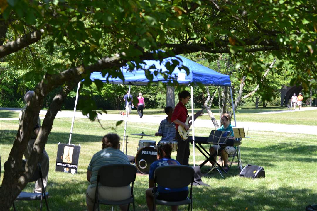 0bb03374-8f0c-471e-8b26-cbaf442ce3cf