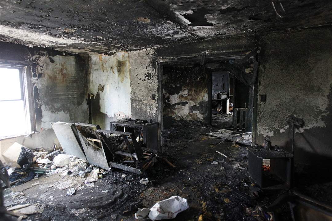 arson-302-second-street-interior