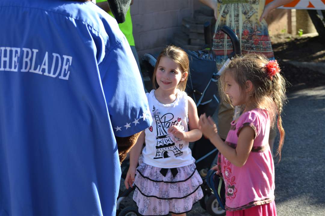 9ac3aee1-e92c-44f1-93ad-032e85be0103