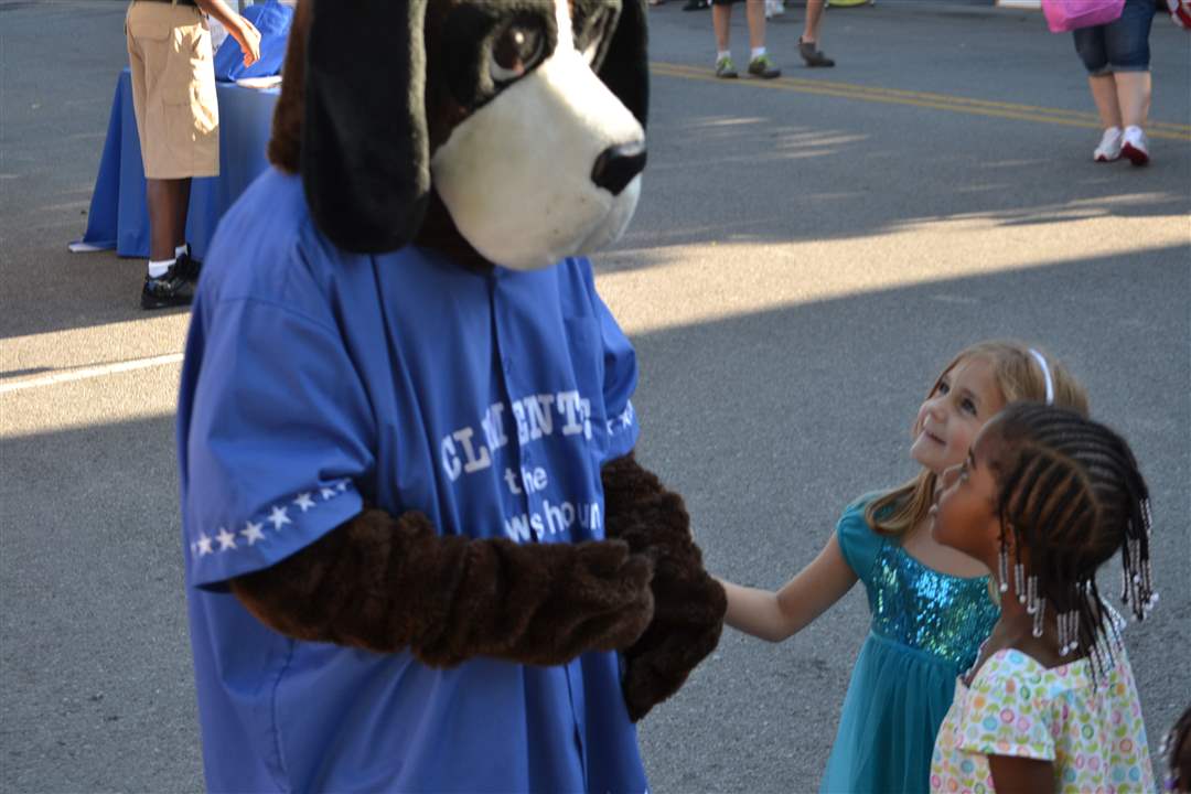 e4fbf946-6882-4138-a1c9-c6c55183268d