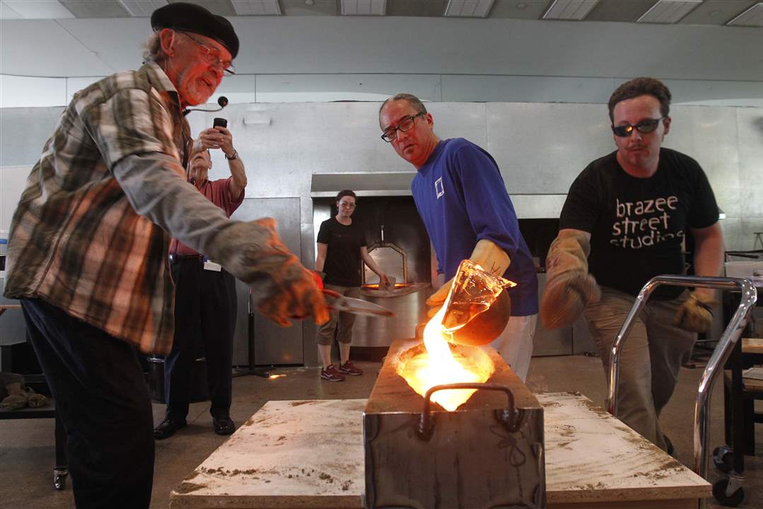 glass-boat-sand-mold