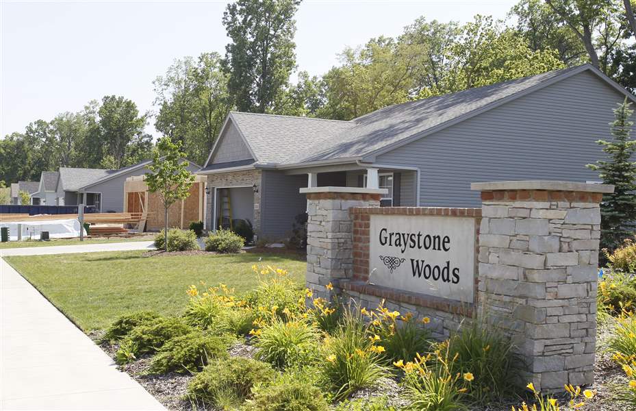 Columbia-Gas-cut-service-to-homes-on-Oakside-Drive