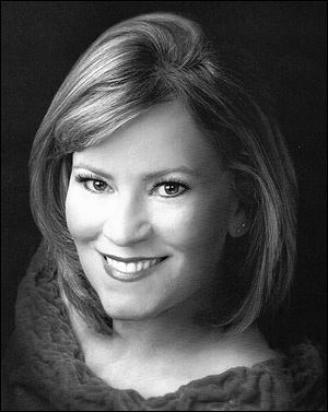 Denise Ritter Bernardini is founder of the Art Song Festival and Workshops.