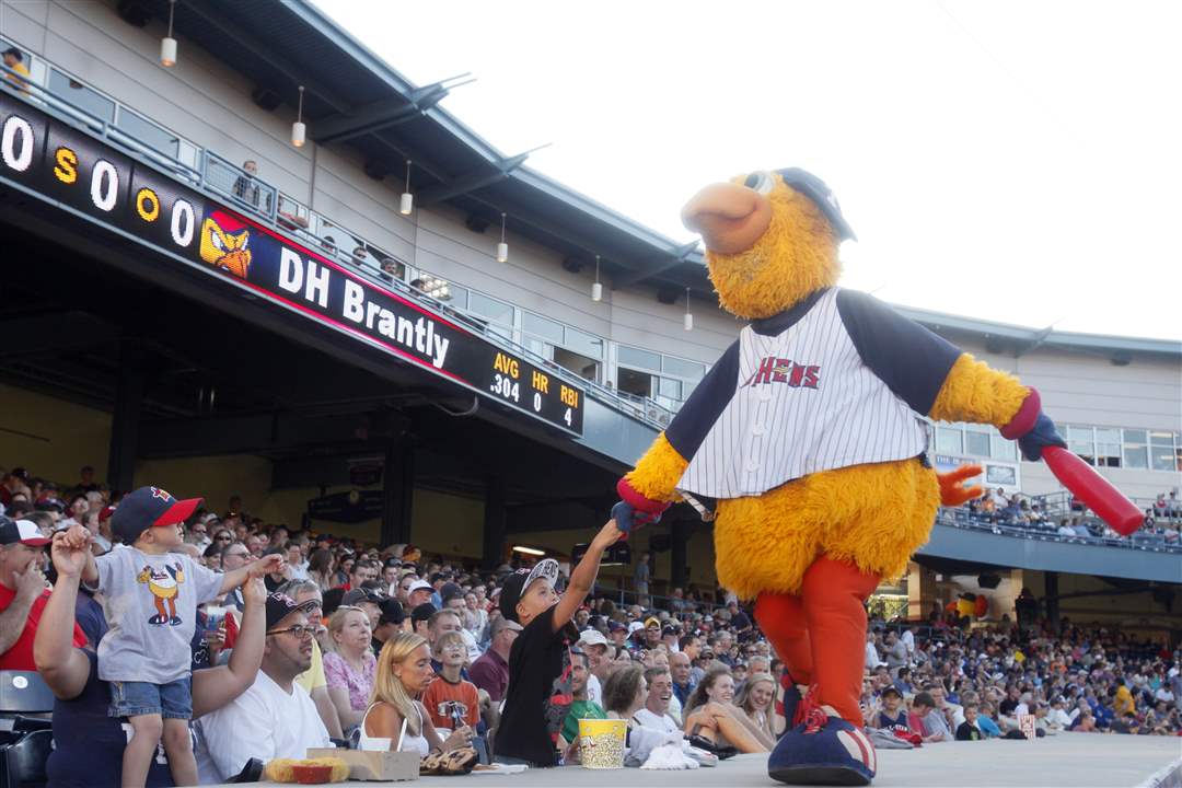 Muddy-entertains-fans