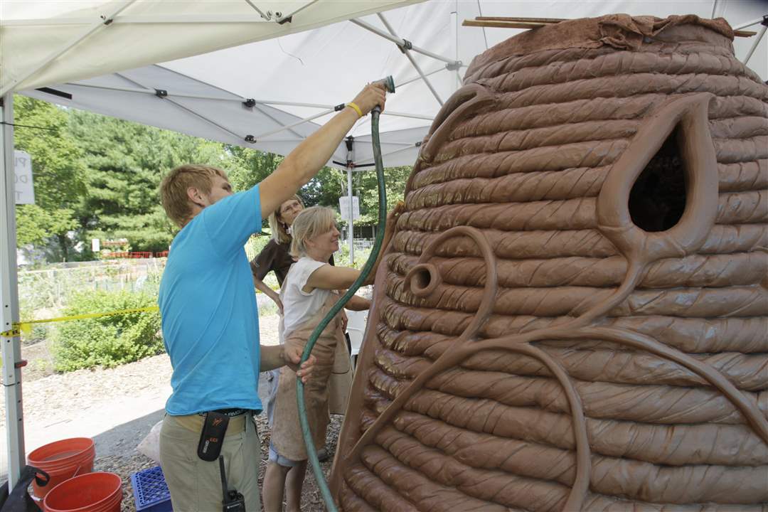 beehive-munger-barron-spencer