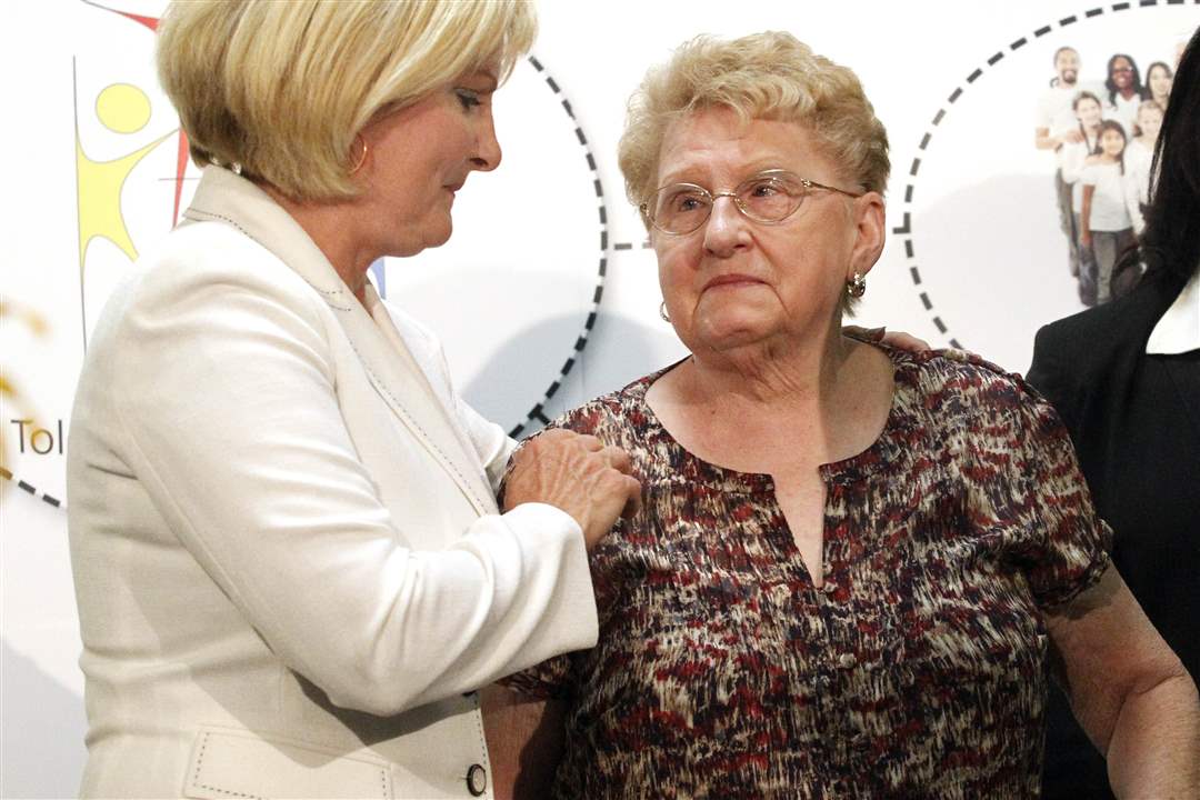 fedor-stands-with-mother