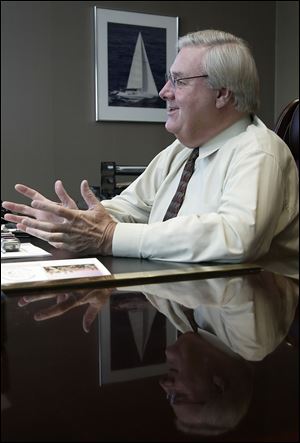 Bob Bennett, Ohio Republican chairman, says the state’s Romney campaign is ‘running on all cylinders,’ with door-to-door and phone-bank canvassing.