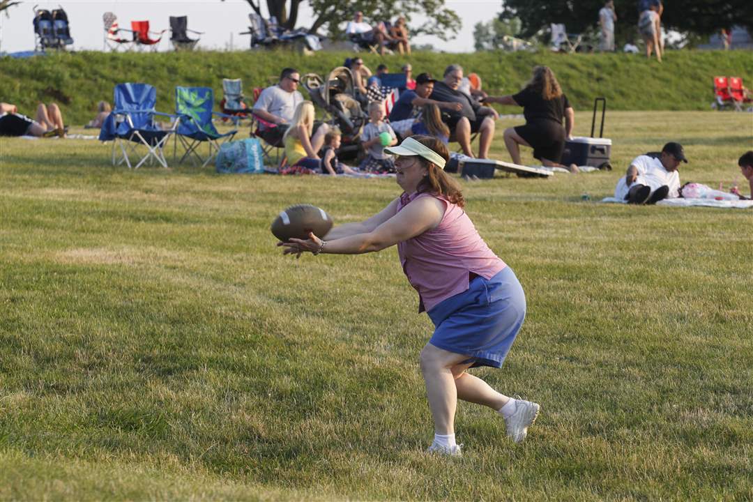 perrysburg-fireworks-12