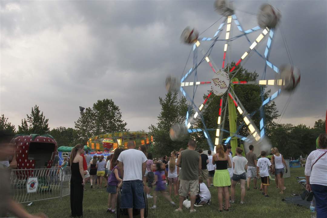 perrysburg-fireworks-4