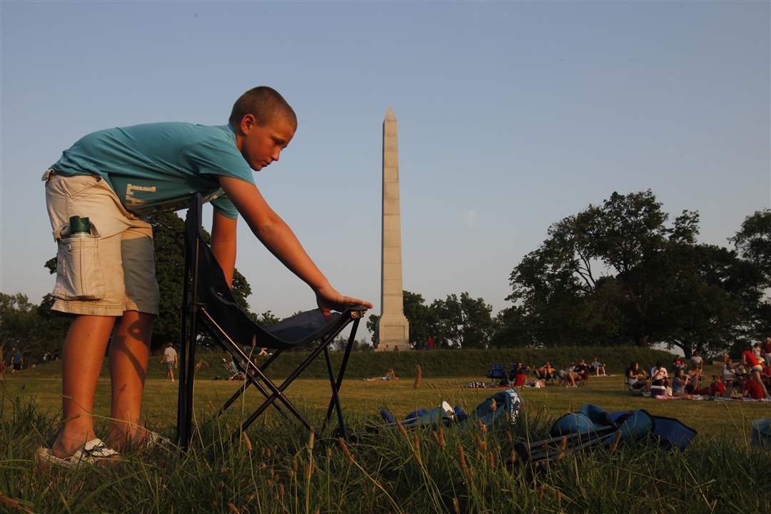 perrysburg-fireworks