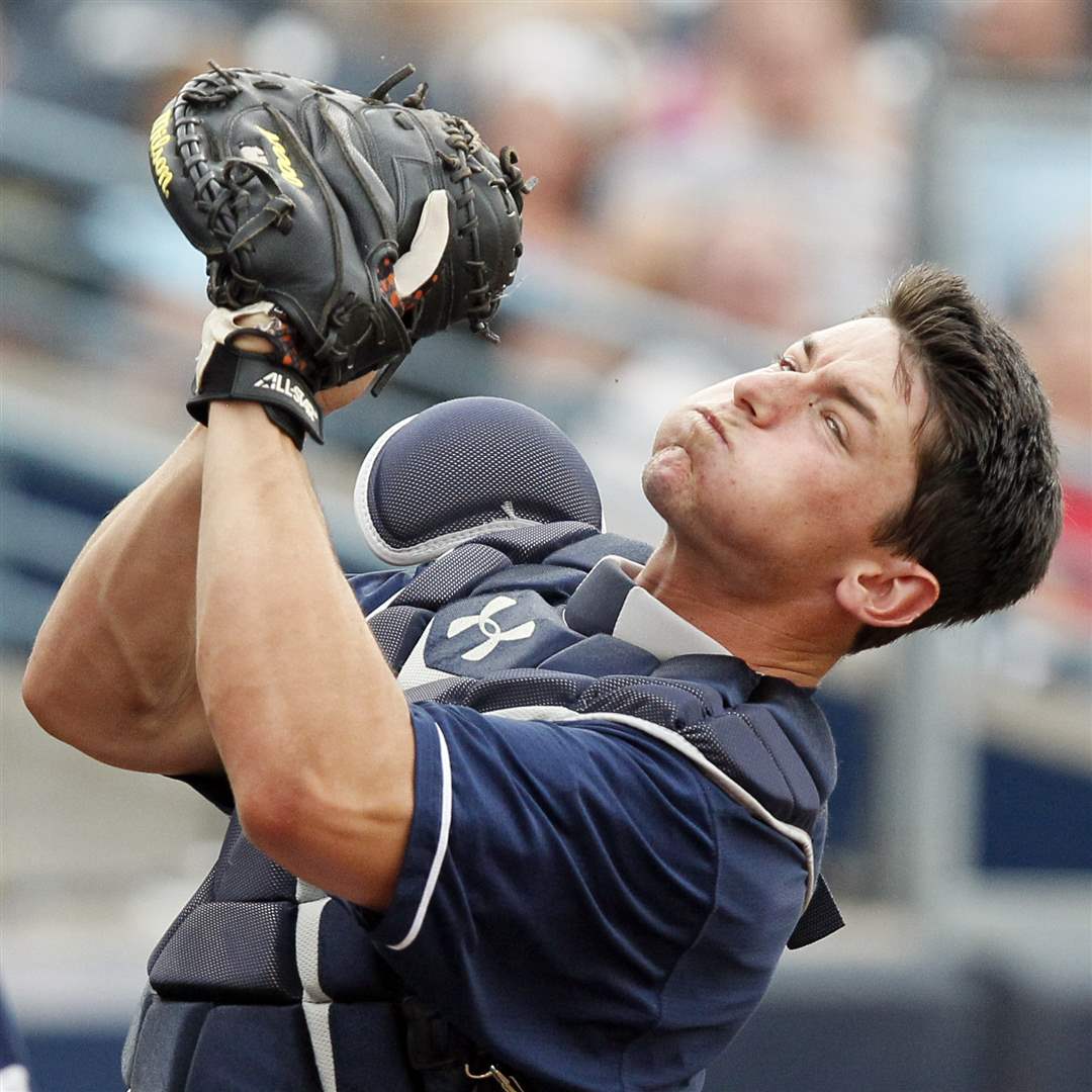 hens-catcher-rob-brantley