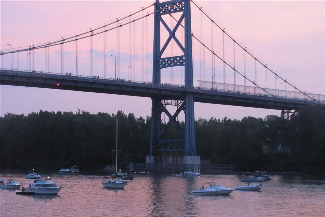 e1f0b382-eb72-4bf7-be1e-29e6e53abb18