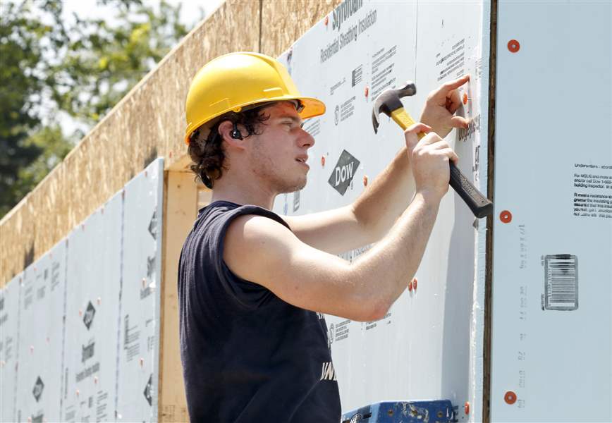 Sylvania-church-Jewish-temple-collaborating-on-Habitat-house-2