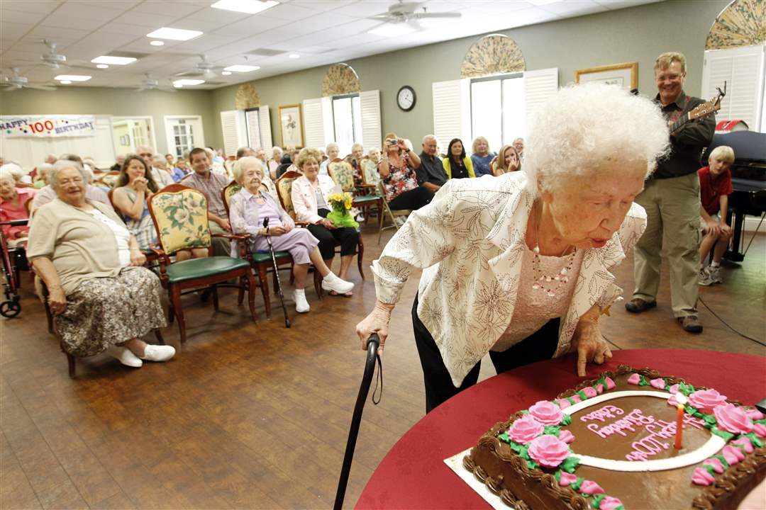 candles-cake-edith