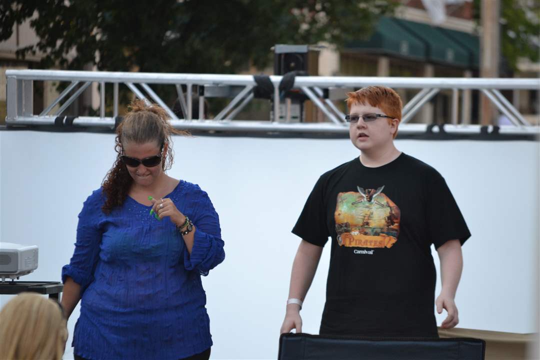 f0590930-2f06-4e0b-9922-aa888a797592