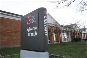 The BladeBook-spine poetry challenges have been held before, but not by the Sylvania Branch Library. 