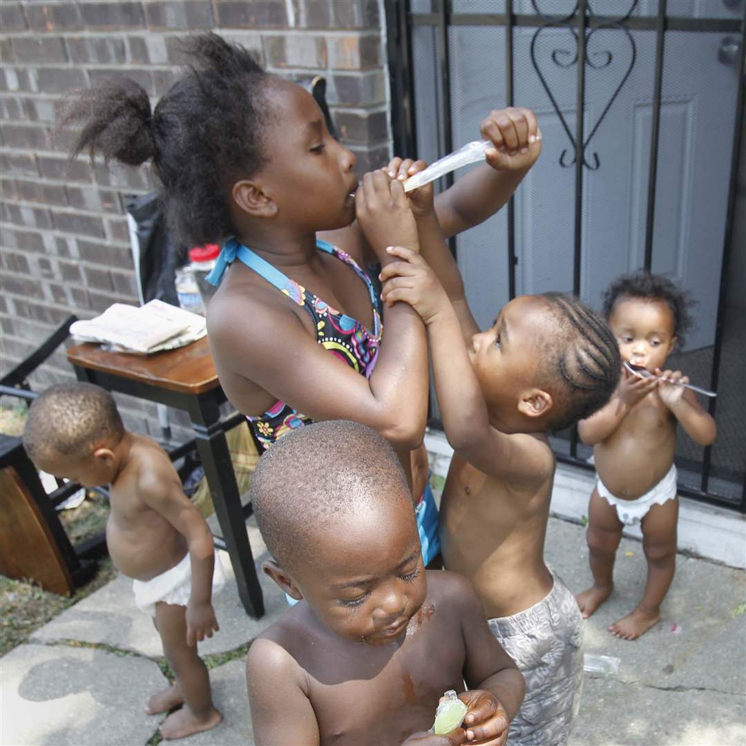 Freeze-pops-are-in-demand-at-this-hous