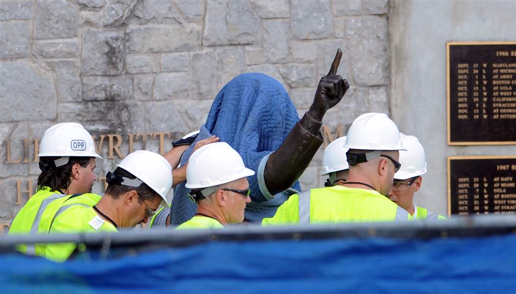 APTOPIX-Penn-State-Abuse-Statue