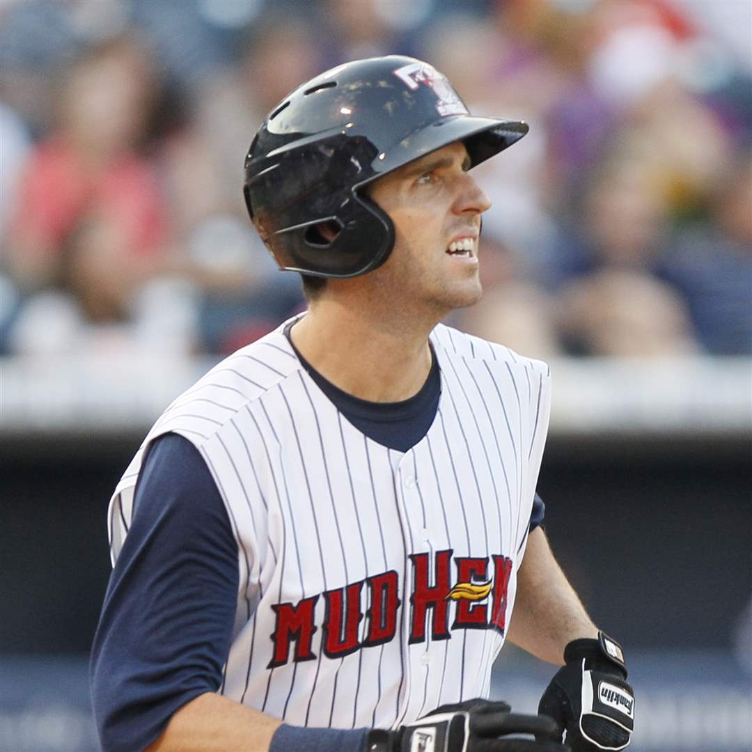 hens-danny-dorn-double