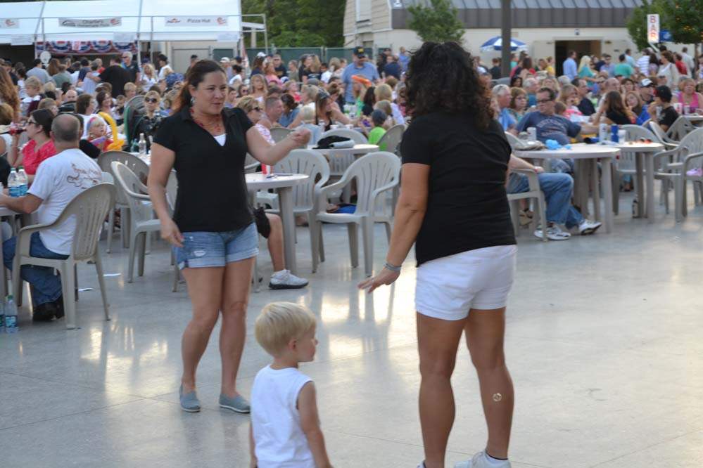 8d261b6f-592c-45d6-9fc7-074b7f4781f3