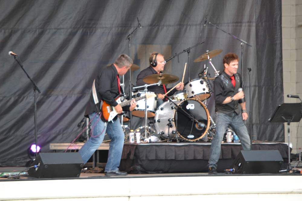 e1fd451d-aa88-4380-bf8e-a3d9928b39a0