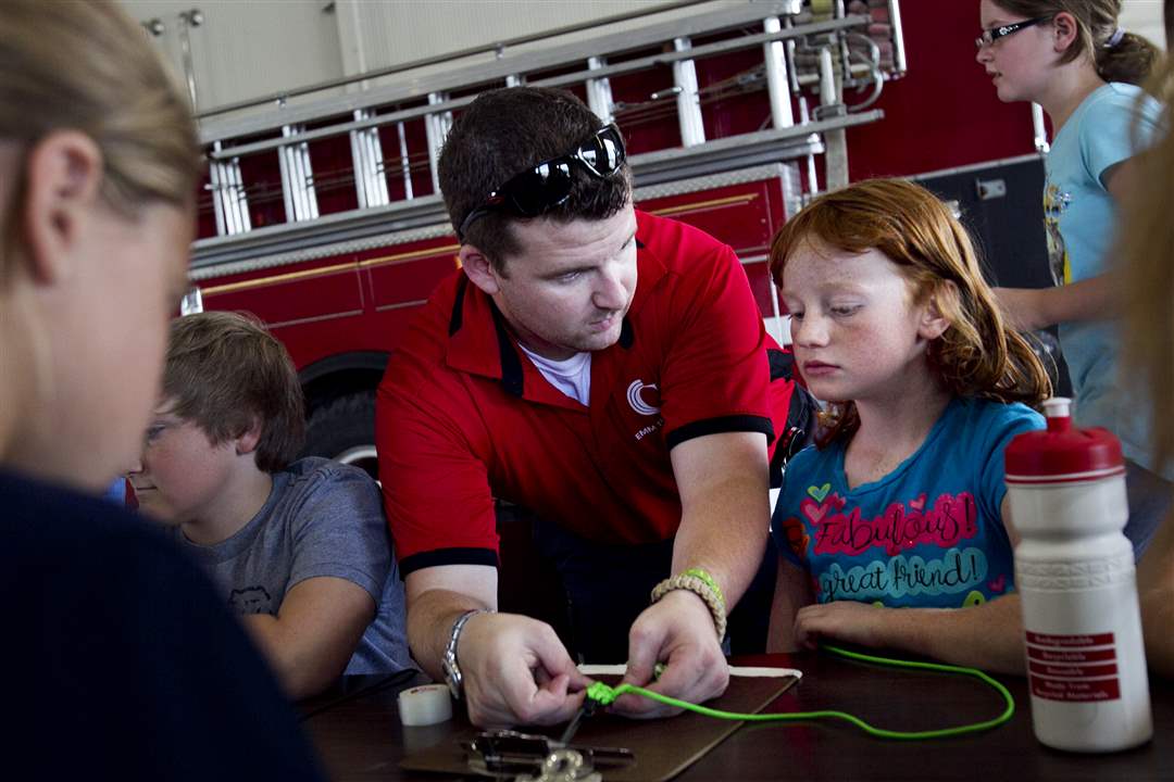 Emergency-Medical-Management-Program-Lab-Assistant