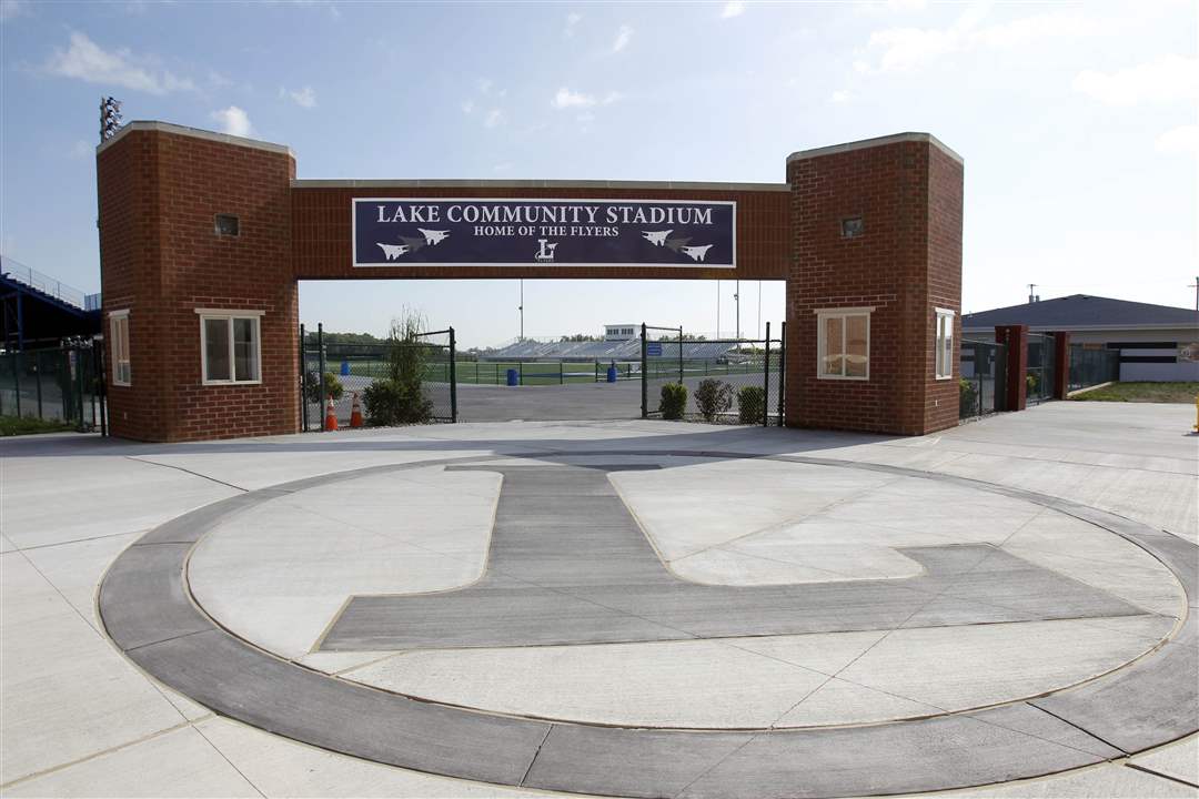 new-lake-high-school-12