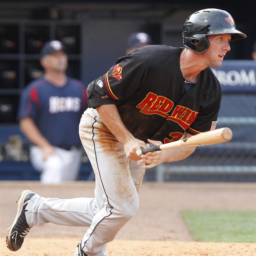 Rochester-Red-Wings-center-fielder-Clete-Thomas-at-bat