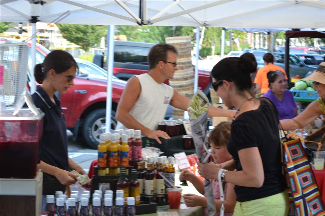 Perrysburg Farmers Market 802 The Blade