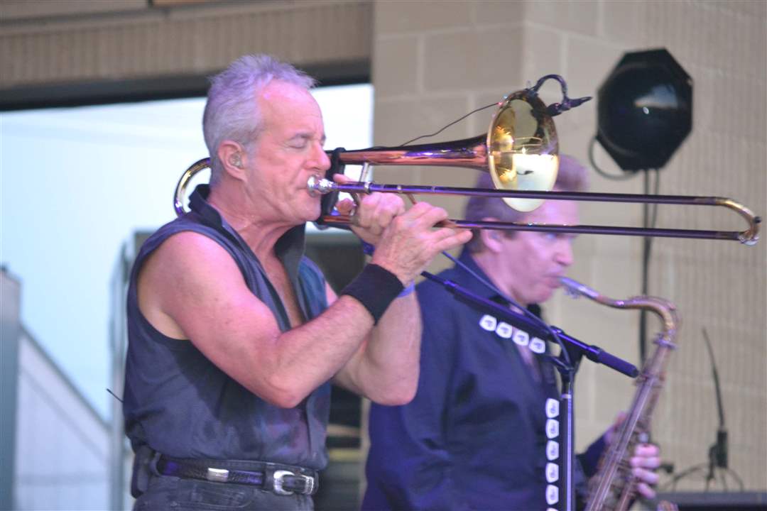 c41afdcd-8f21-4c69-8589-0dfd6fb633ac