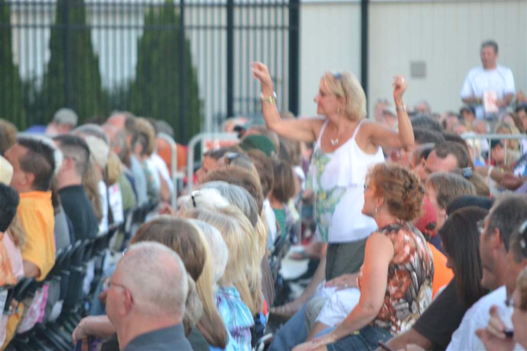 e9d27135-c82c-418b-860e-c1848e12981b