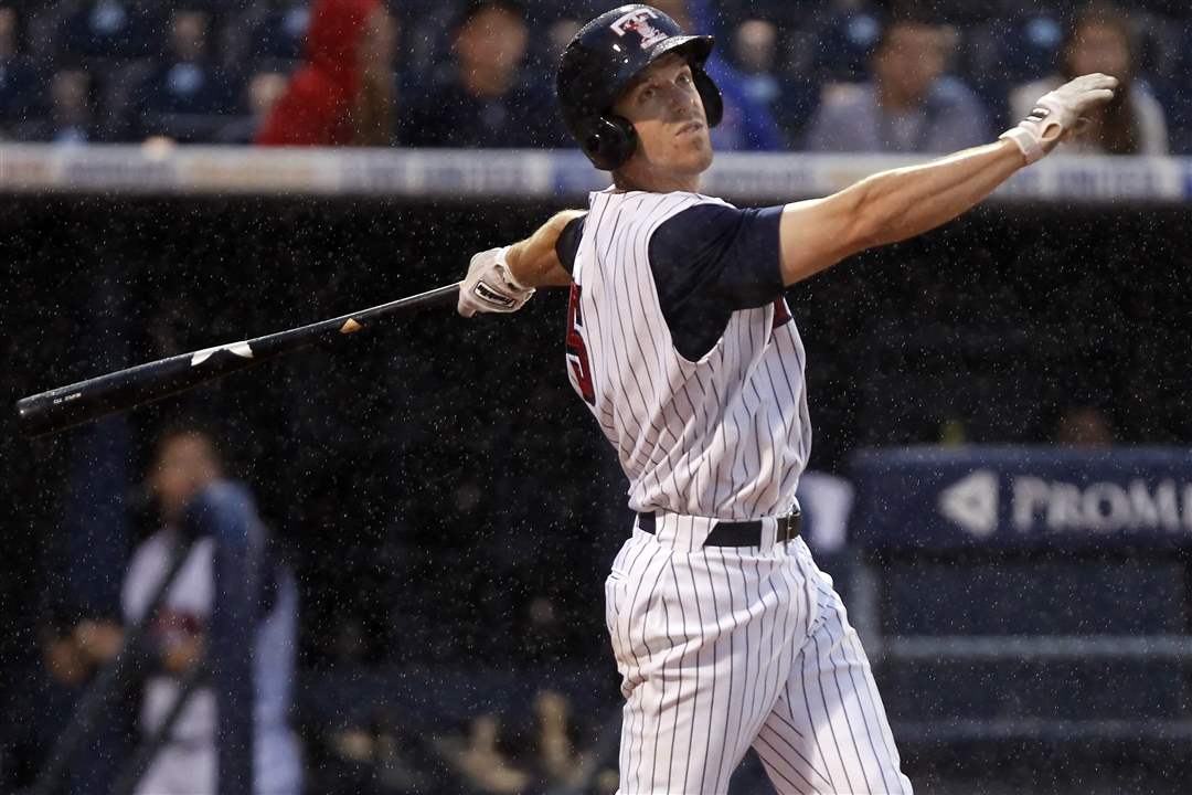 Mud-Hens-catcher