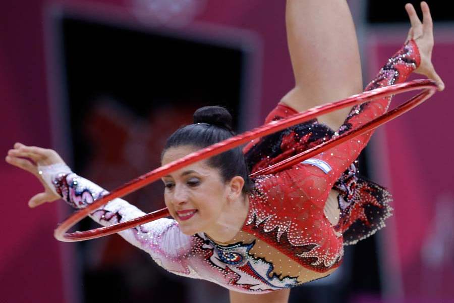 London-Olympics-Rhythmic-Gymnastics-2