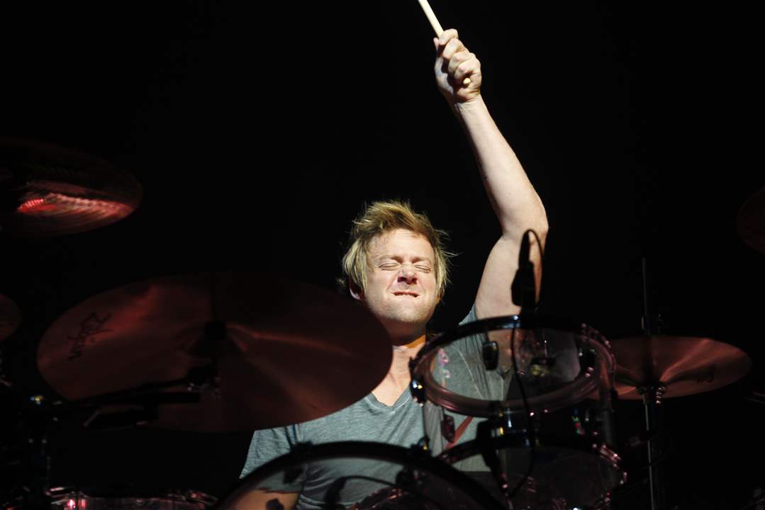 Train-drummer-Scott-Underwood