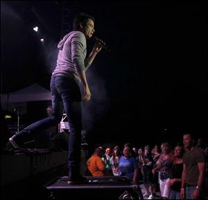 Train lead singer Pat Monahan noted he's no Michael Jackson on stage. 