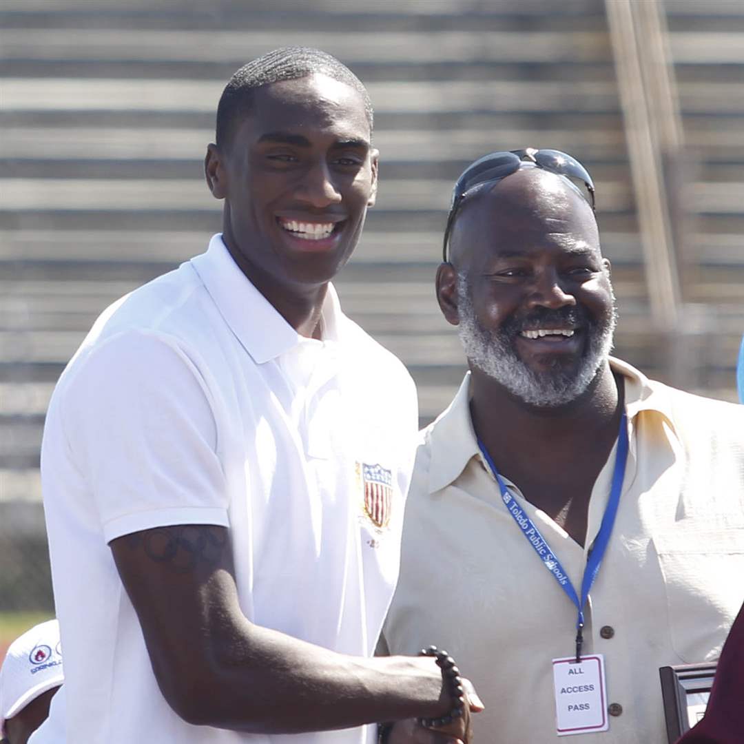 Kynard-and-Mayor-Mike-Bell