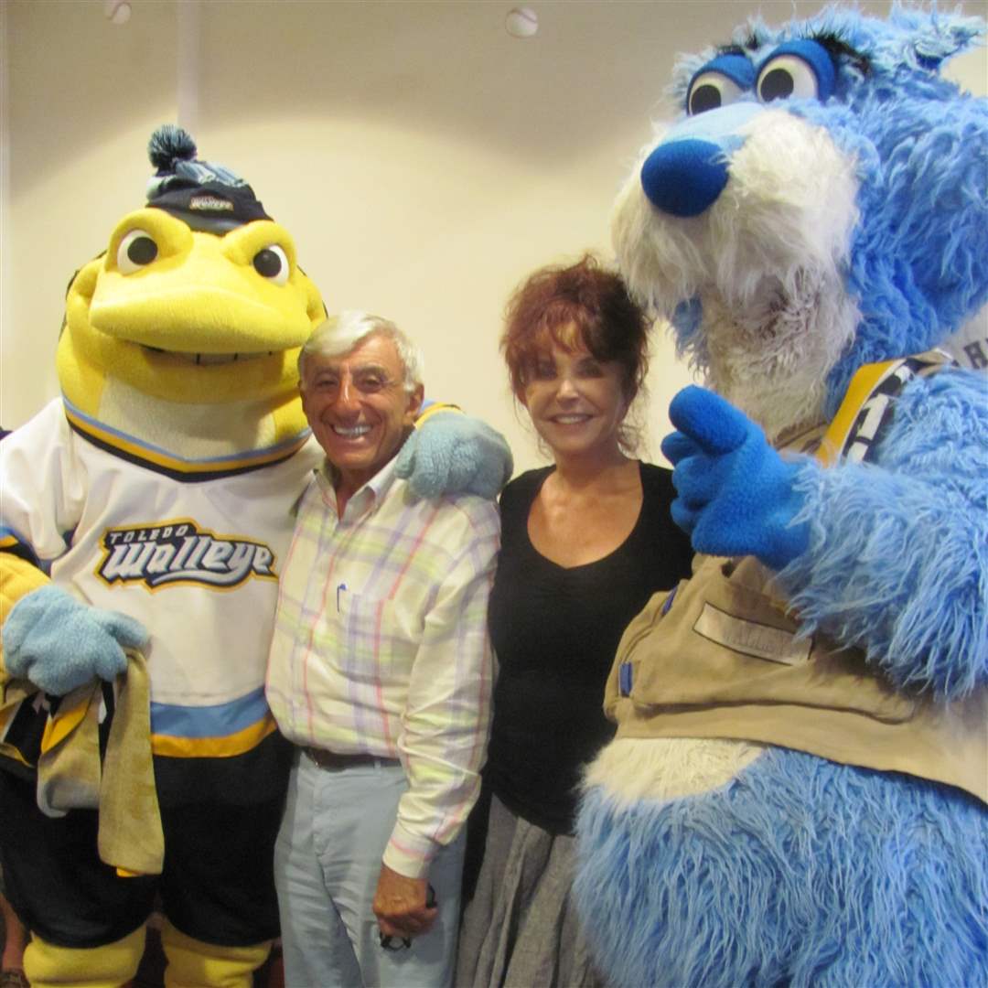 Mud-Hens-Jamie-Farr-Joy-Farr-Spike-Catrick