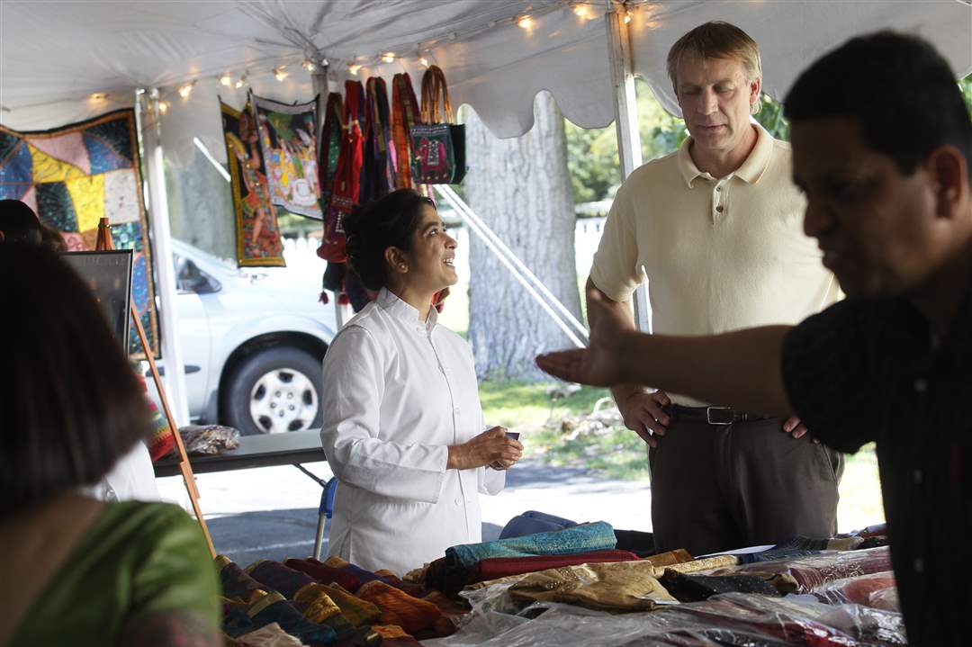 Vandana-Sareen-and-Bill-Mull